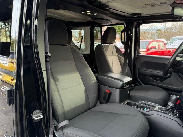 Used 2023 Jeep Wrangler Sport image 10