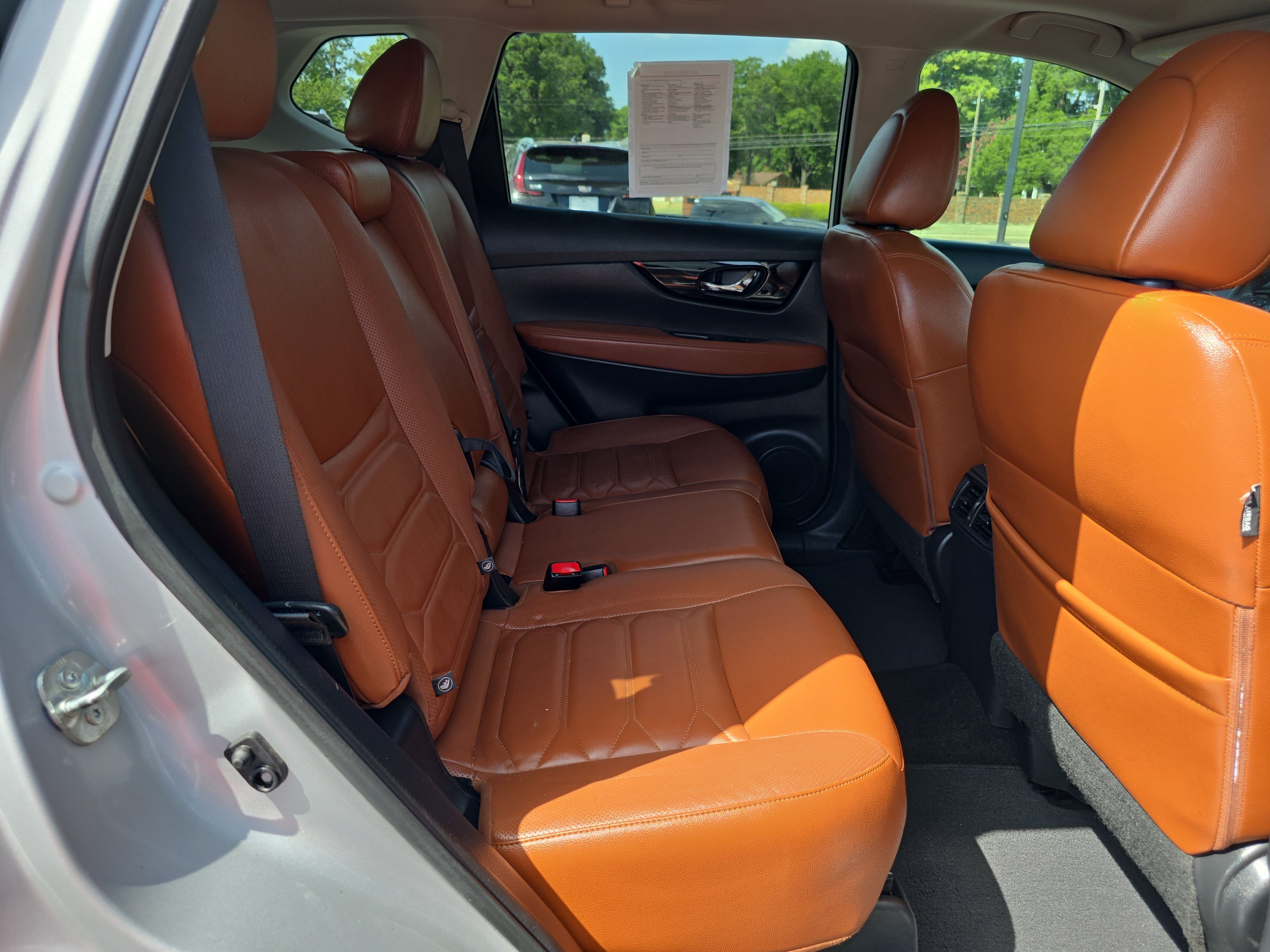 Used 2017 Nissan Rogue SL w/ SL Premium Package FWD image 14