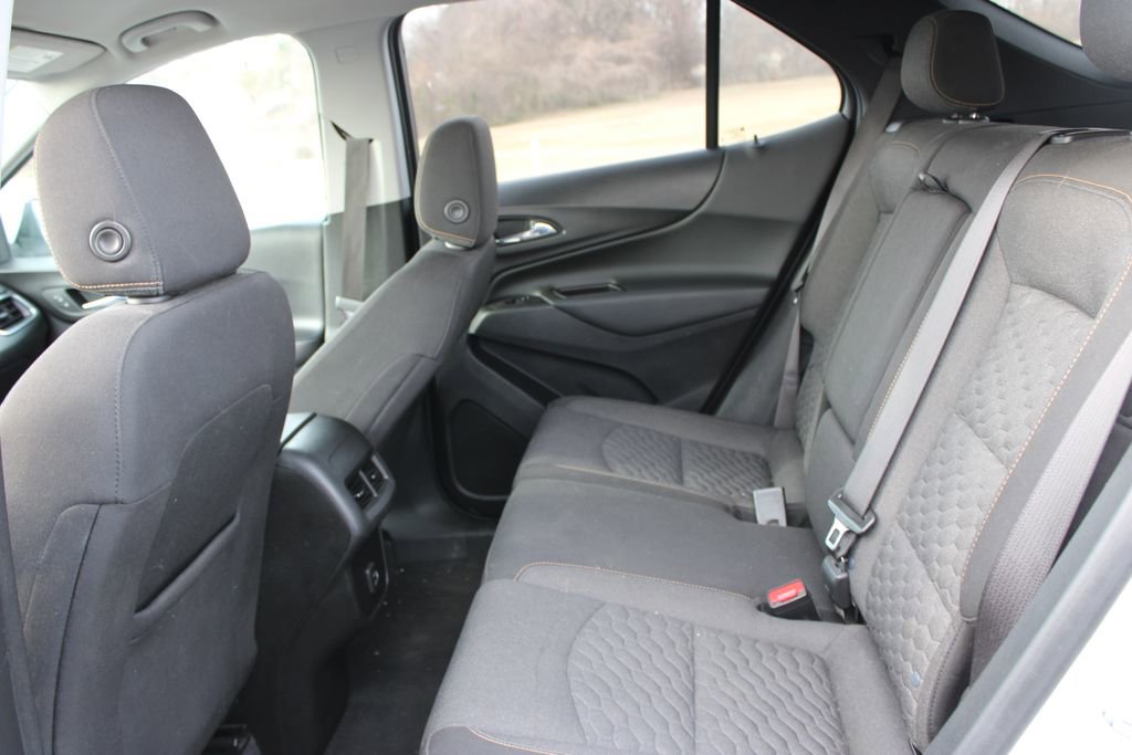 Used 2021 Chevrolet Equinox LT image 18