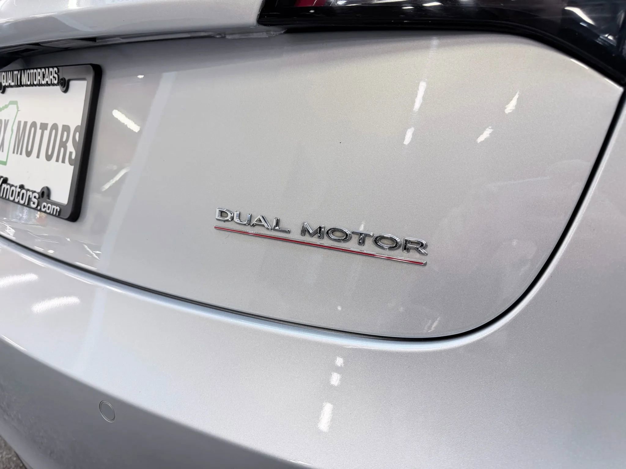 Used 2018 Tesla Model 3 Long Range image 9