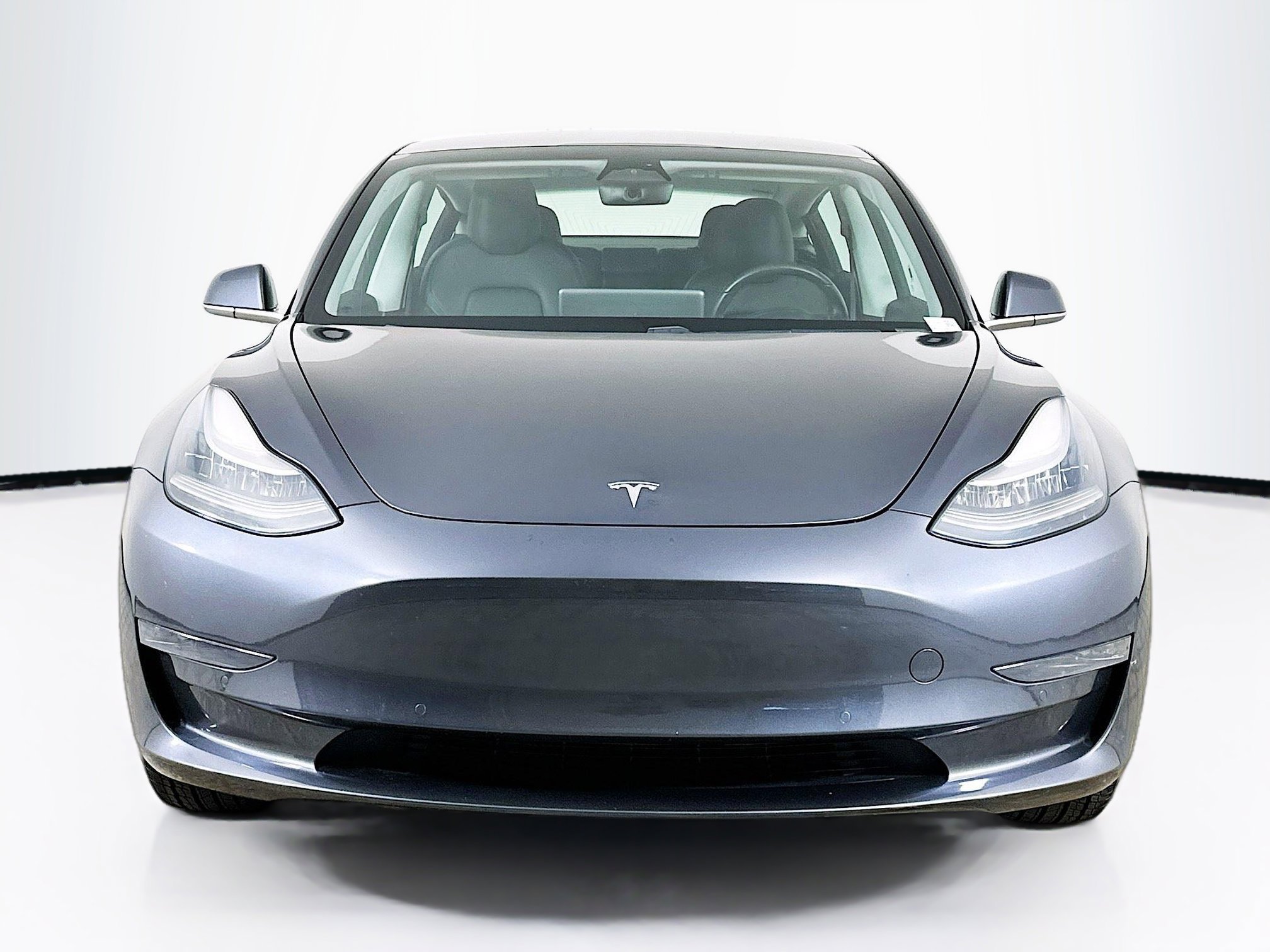 Used 2020 Tesla Model 3 Standard Range Plus image 2