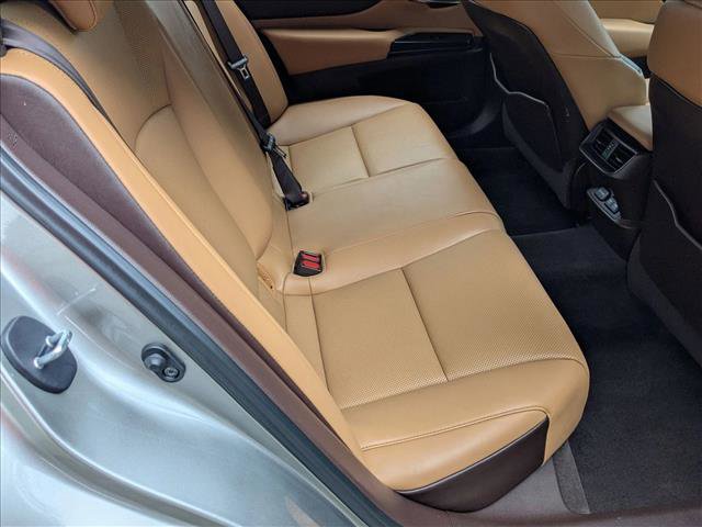 Used 2020 Lexus ES 350 w/ Premium Package image 20