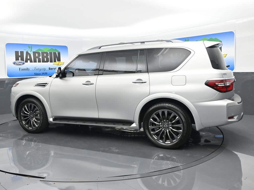 Used 2024 Nissan Armada Platinum w/ Captain's Chairs Package image 3