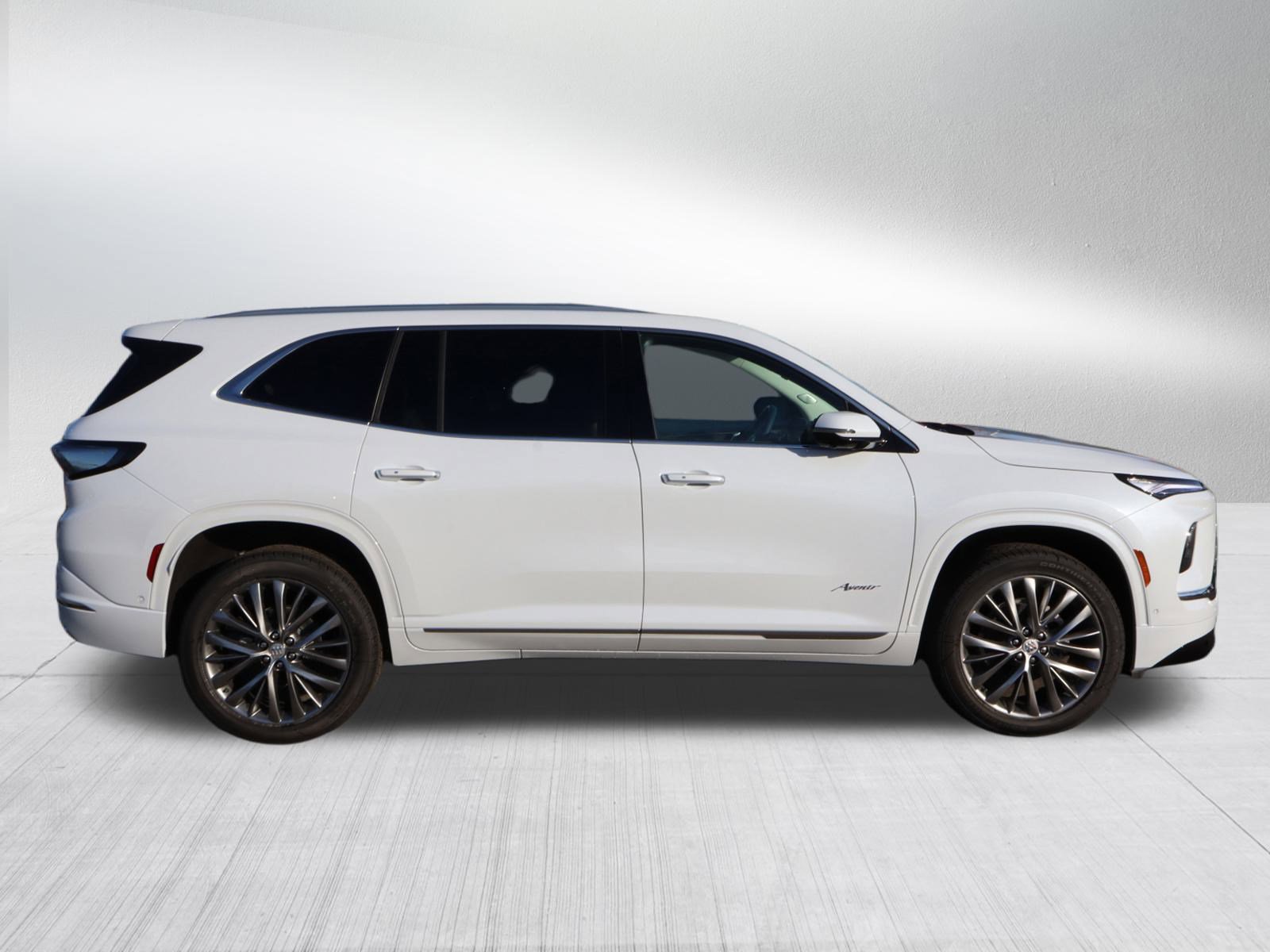 New 2026 Buick Enclave Avenir w/ Super Cruise Package image 8