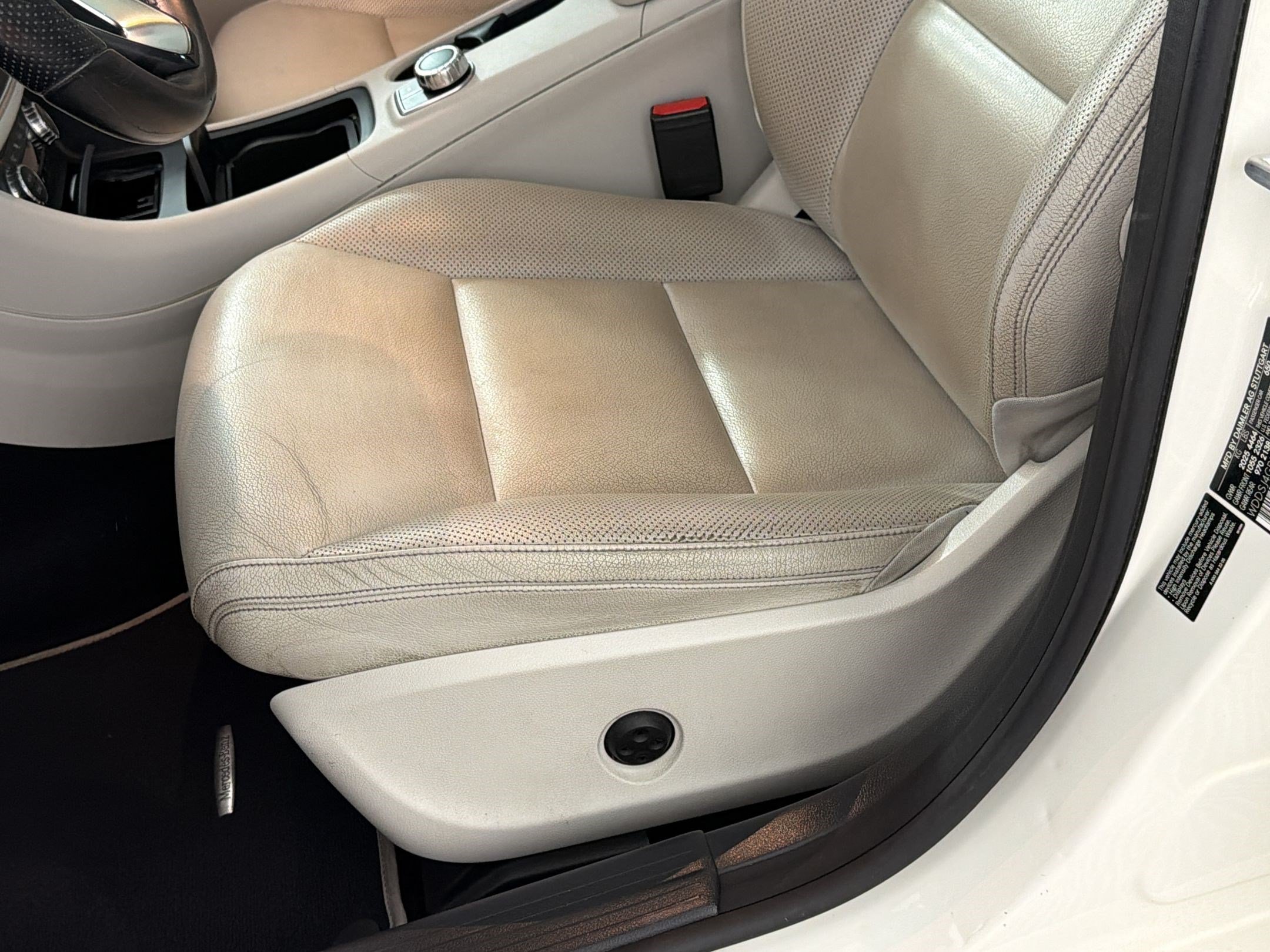 Used 2015 Mercedes-Benz CLA 250 4MATIC image 15