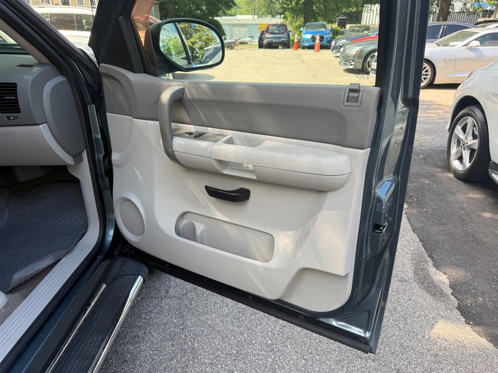 Used 2008 GMC Sierra 1500 SLE w/ Power Pack Plus RWD image 19