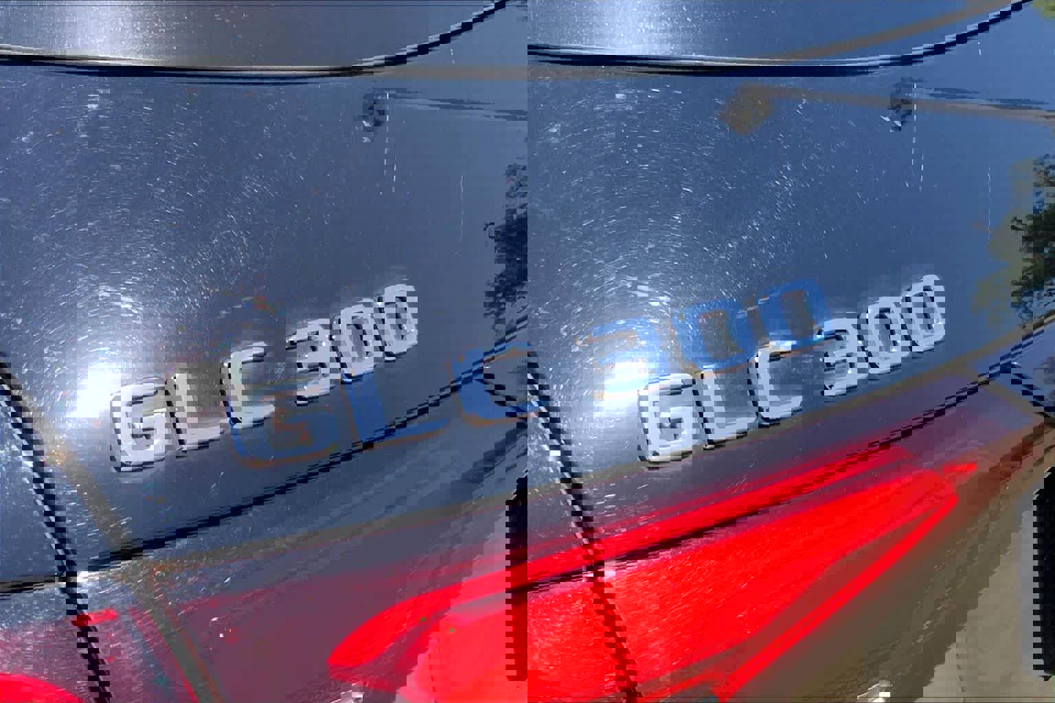 Used 2024 Mercedes-Benz GLC 300 image 31