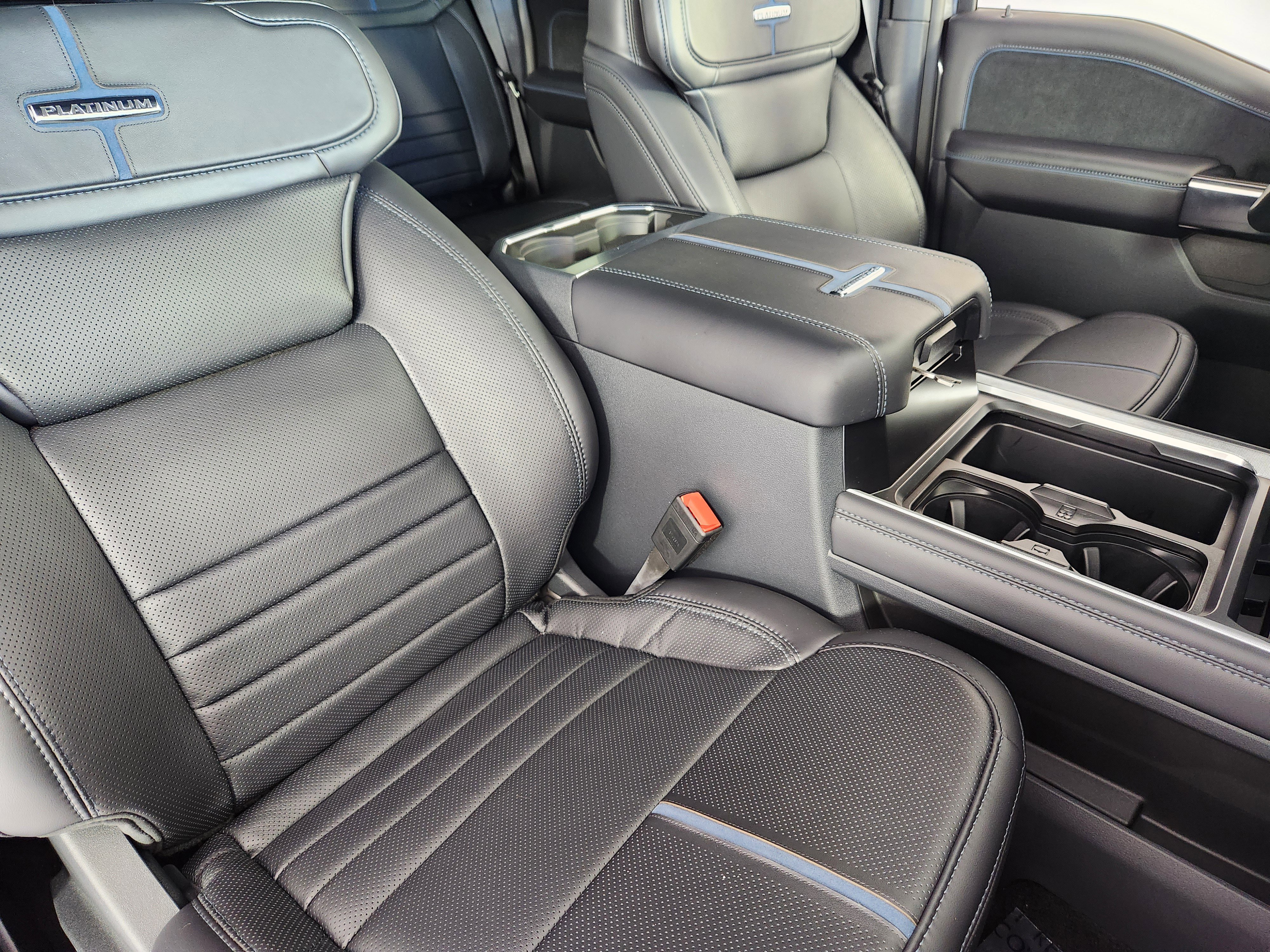 New 2026 Ford F350 Platinum image 9