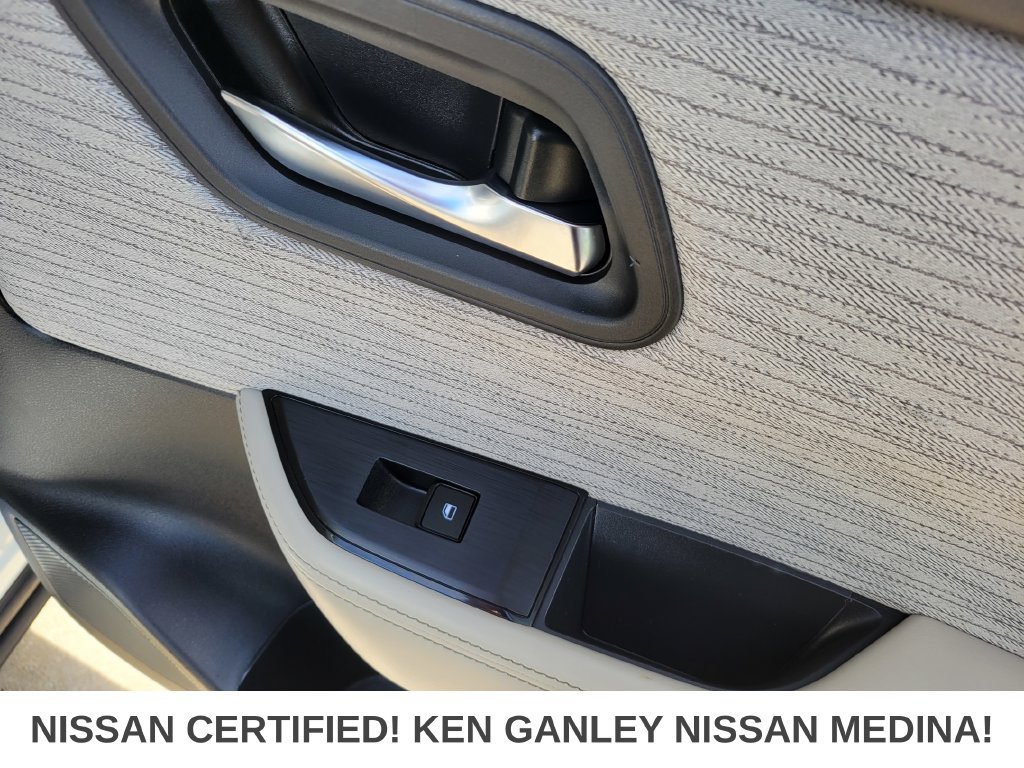 Certified 2023 Nissan Rogue SV AWD/4WD image 46