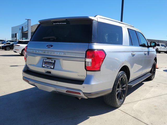Certified 2024 Ford Expedition Max XLT image 3