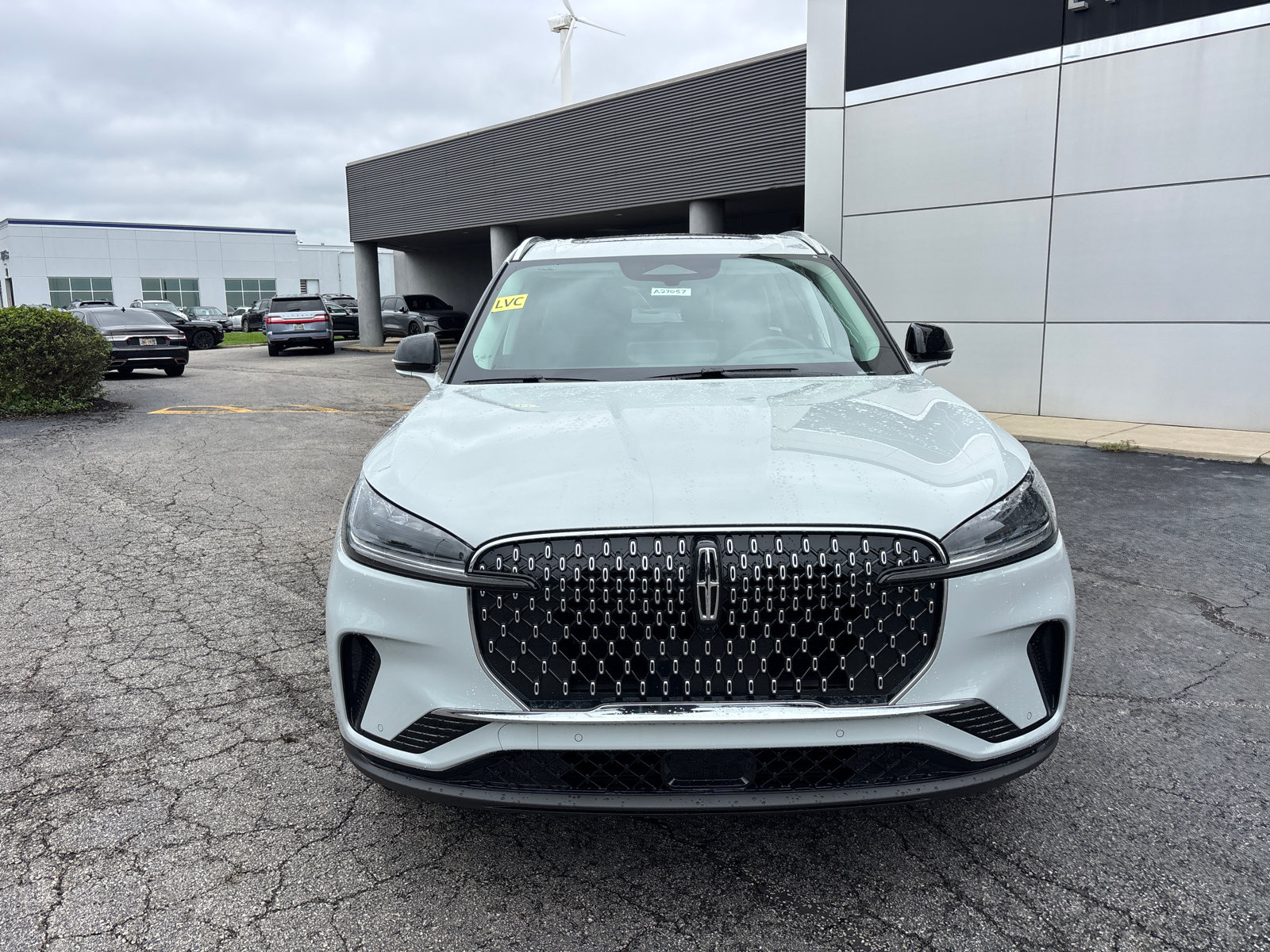 New 2027 Lincoln Aviator Reserve AWD/4WD image 2