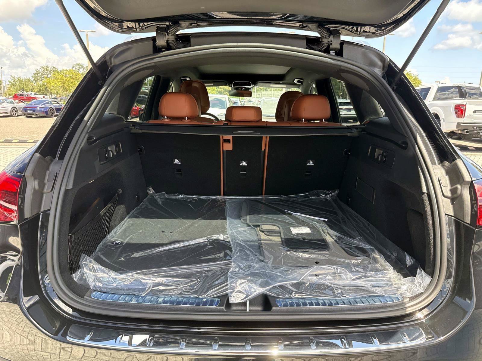 New 2027 Mercedes-Benz GLC 300 image 10