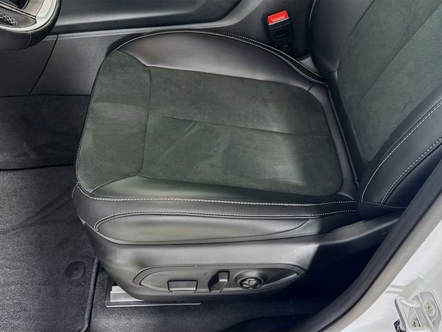 New 2026 Jeep Grand Cherokee L 4WD image 22