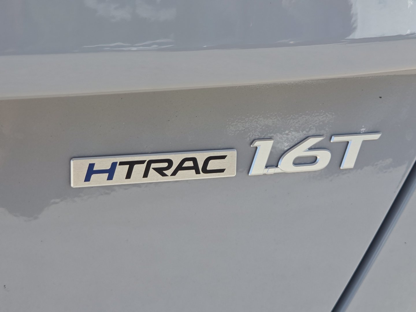 New 2026 Hyundai Kona Limited AWD/4WD image 7