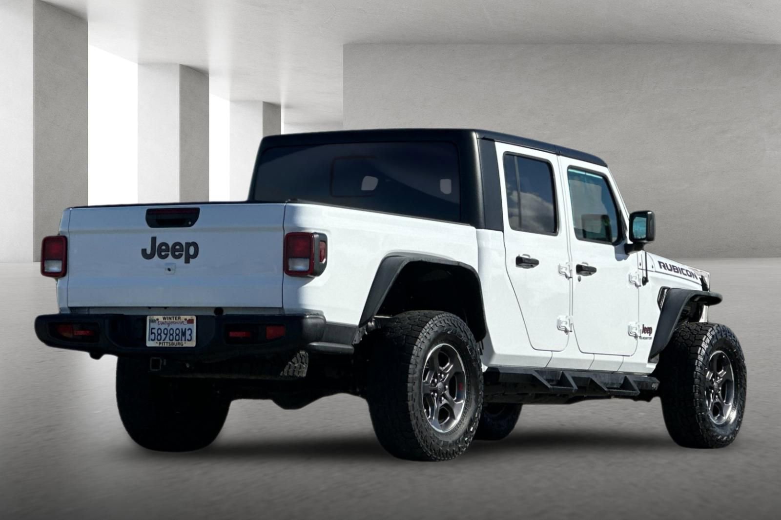 Used 2022 Jeep Gladiator Rubicon image 4
