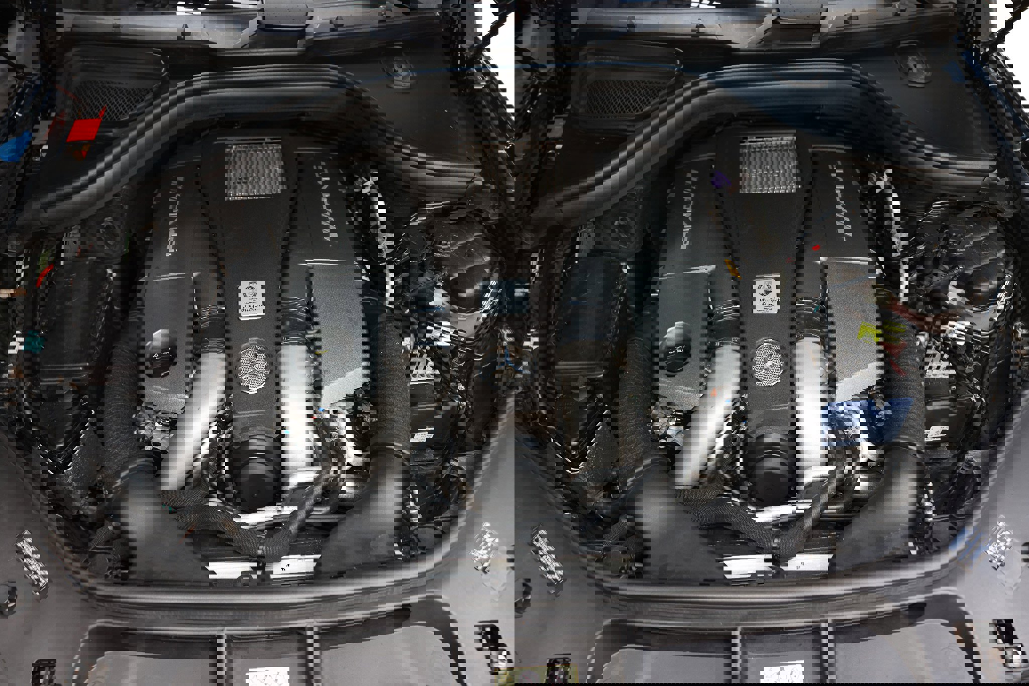 Used 2015 Mercedes-Benz GL 63 AMG 4MATIC image 24