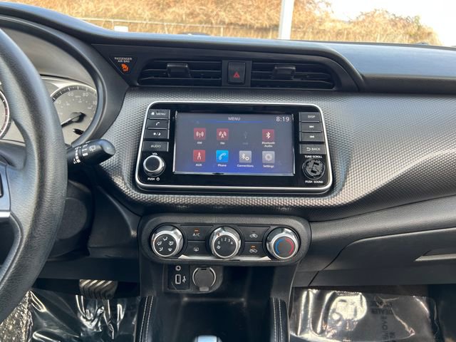 Used 2018 Nissan Kicks S w/ Exterior Package image 25