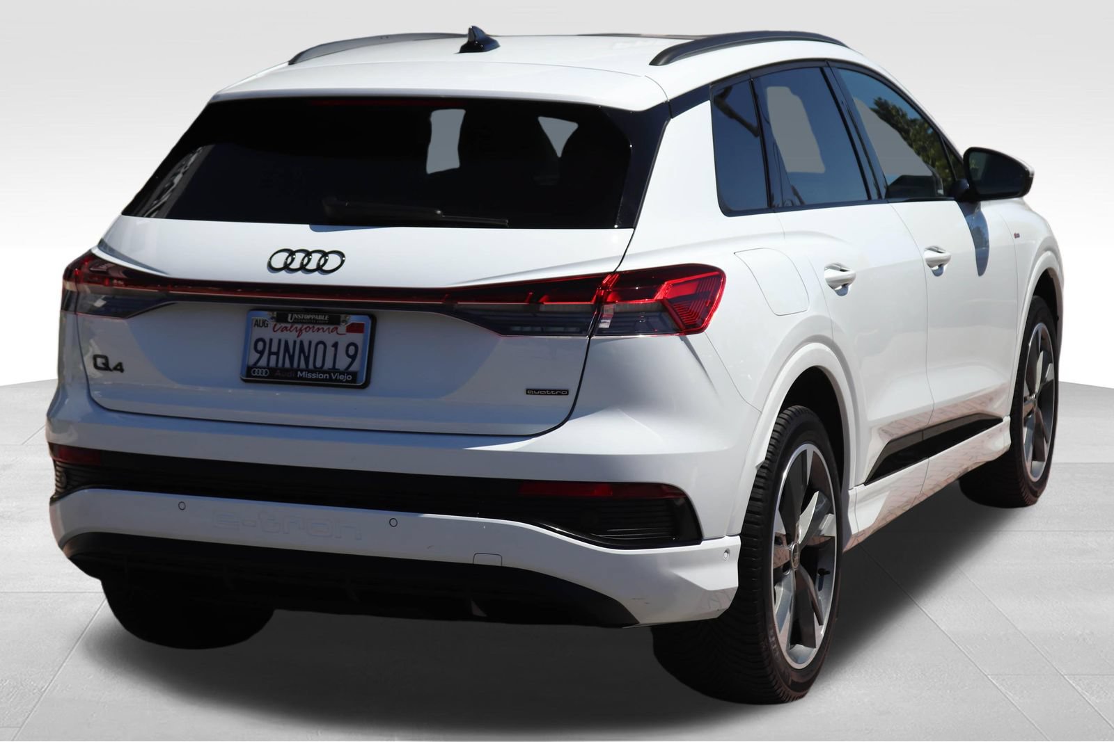 Certified 2023 Audi Q4 e-tron Premium Plus w/ Premium Plus AWD/4WD image 8