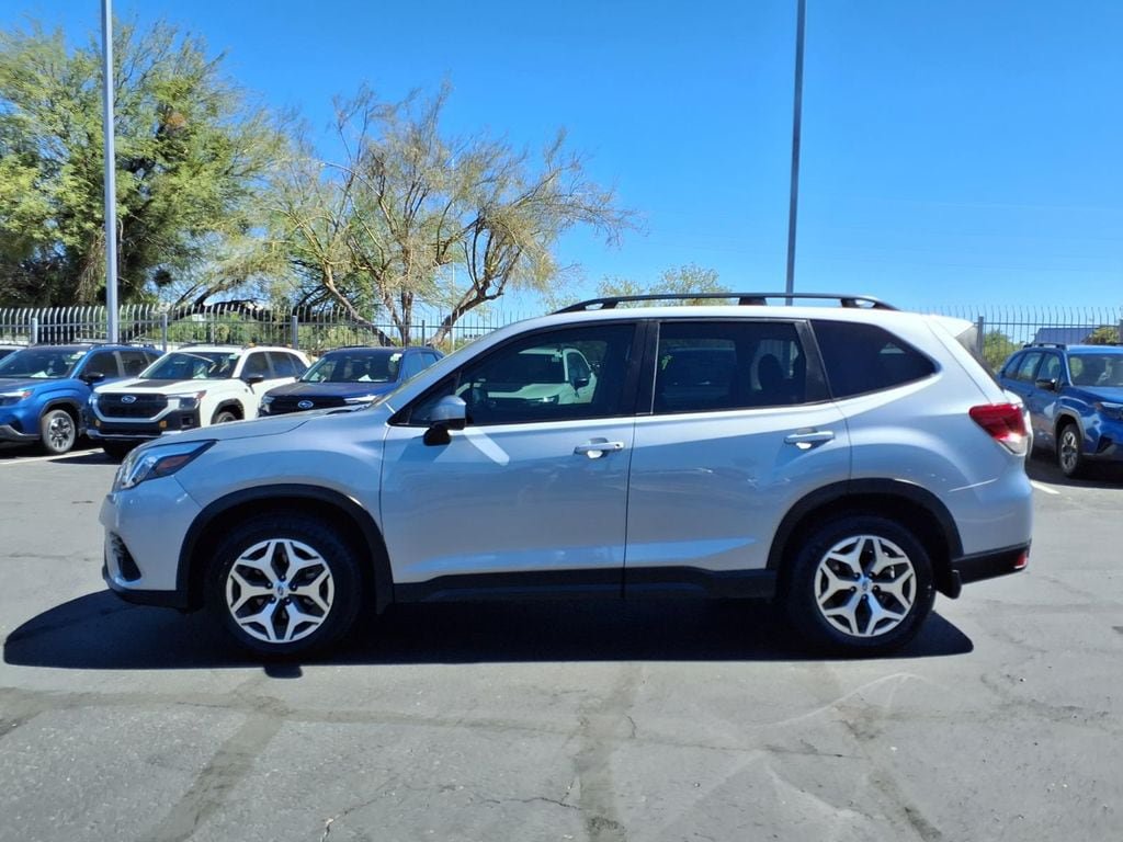 Certified 2023 Subaru Forester Premium AWD/4WD image 13