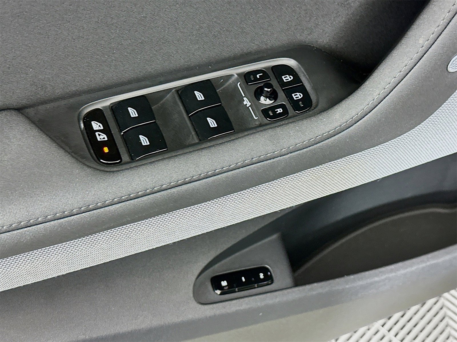 Used 2023 Polestar Polestar 2 w/ Pilot Pack image 18