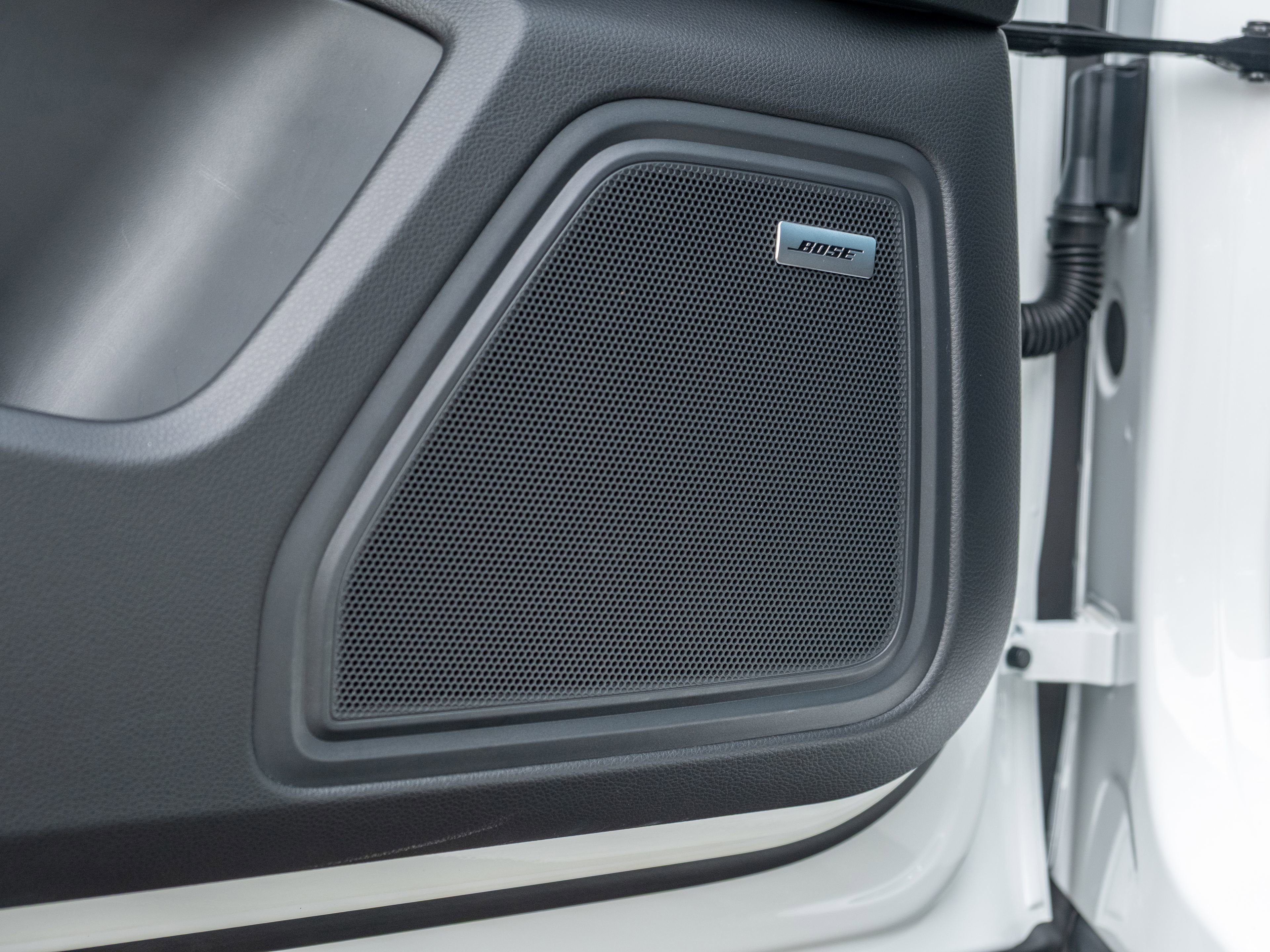 Certified 2026 Porsche Macan AWD/4WD image 16