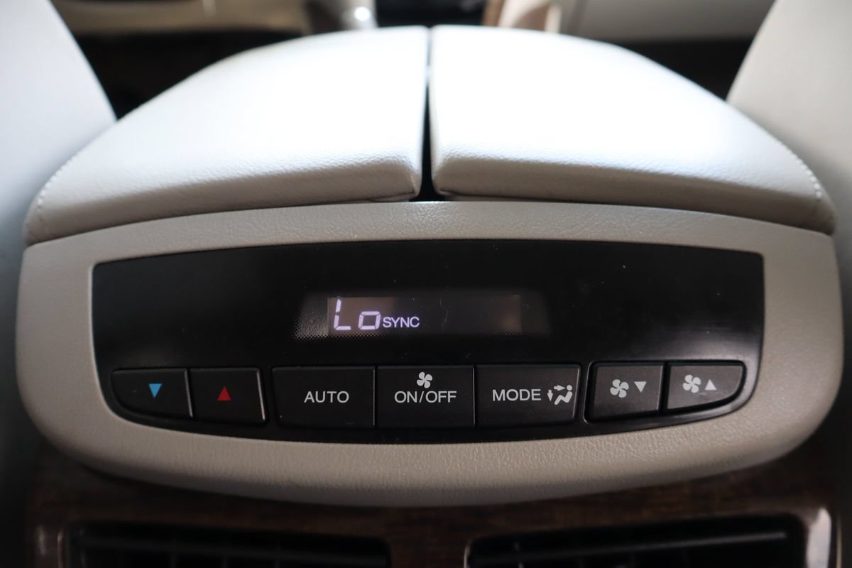 Used 2012 Acura MDX AWD/4WD image 30