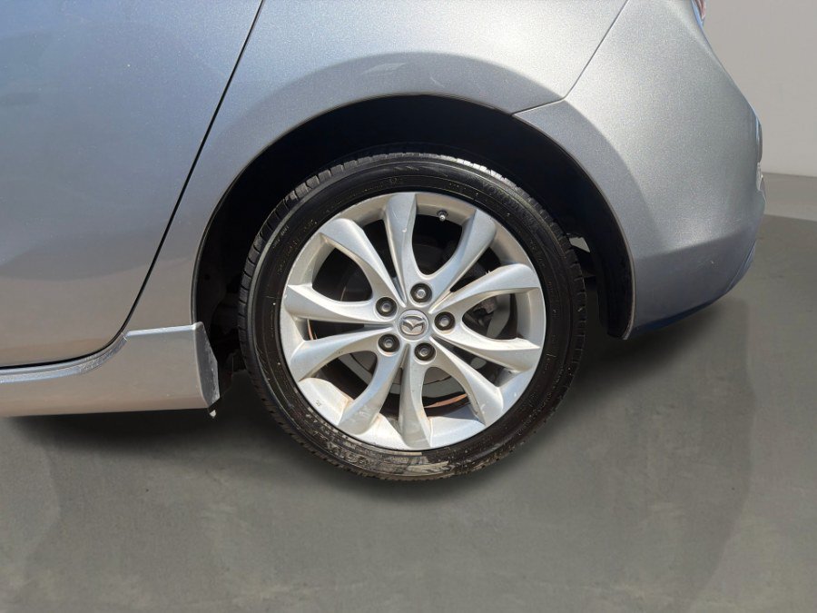 Used 2011 MAZDA MAZDA3 s Sport FWD image 21