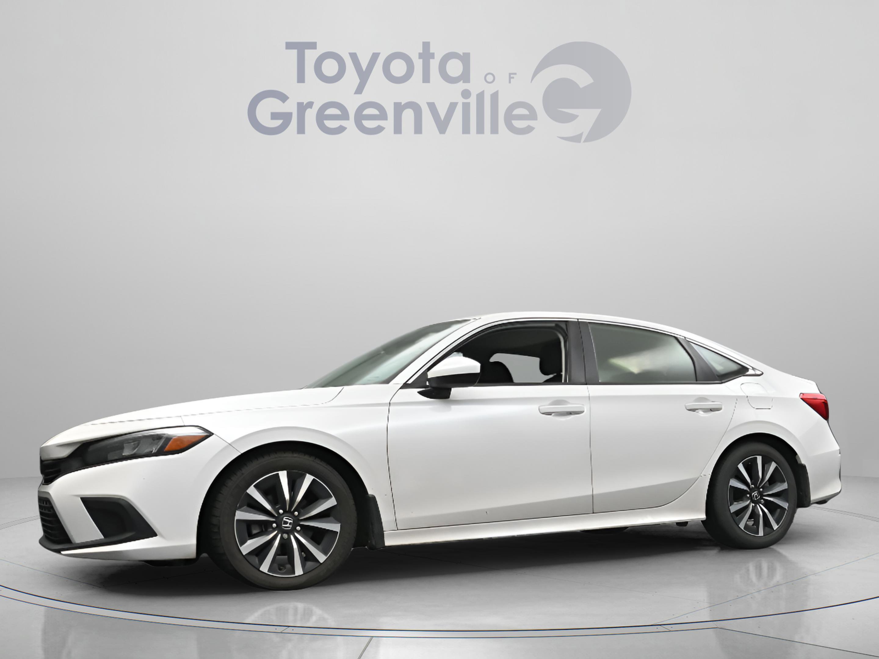 Used 2022 Honda Civic EX image 2
