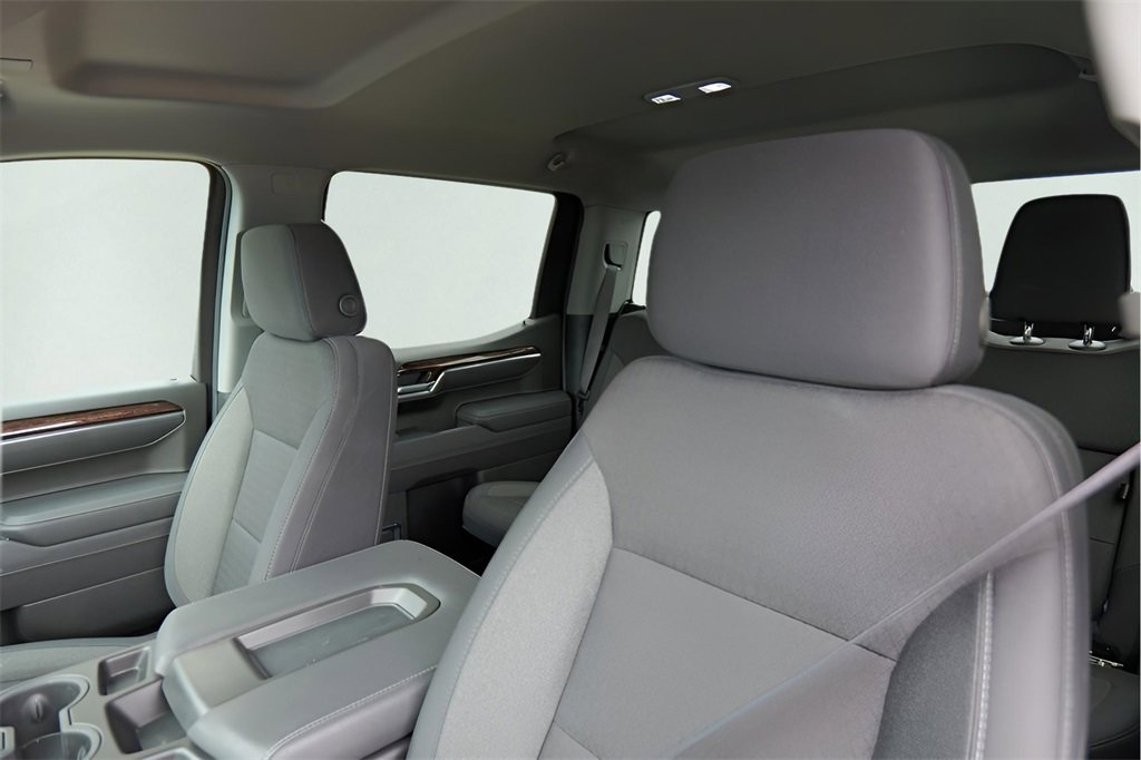 New 2025 GMC Sierra 1500 Elevation image 10
