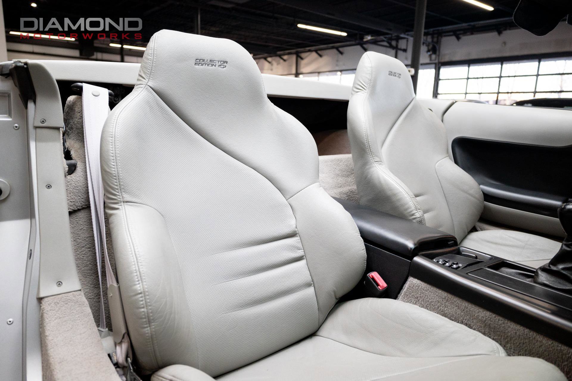 Used 1996 Chevrolet Corvette Convertible image 12