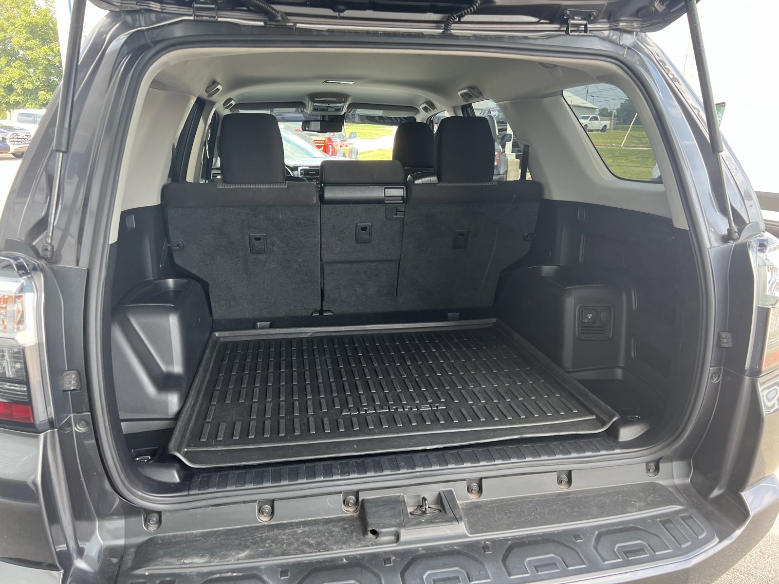 Used 2023 Toyota 4Runner SR5 image 31