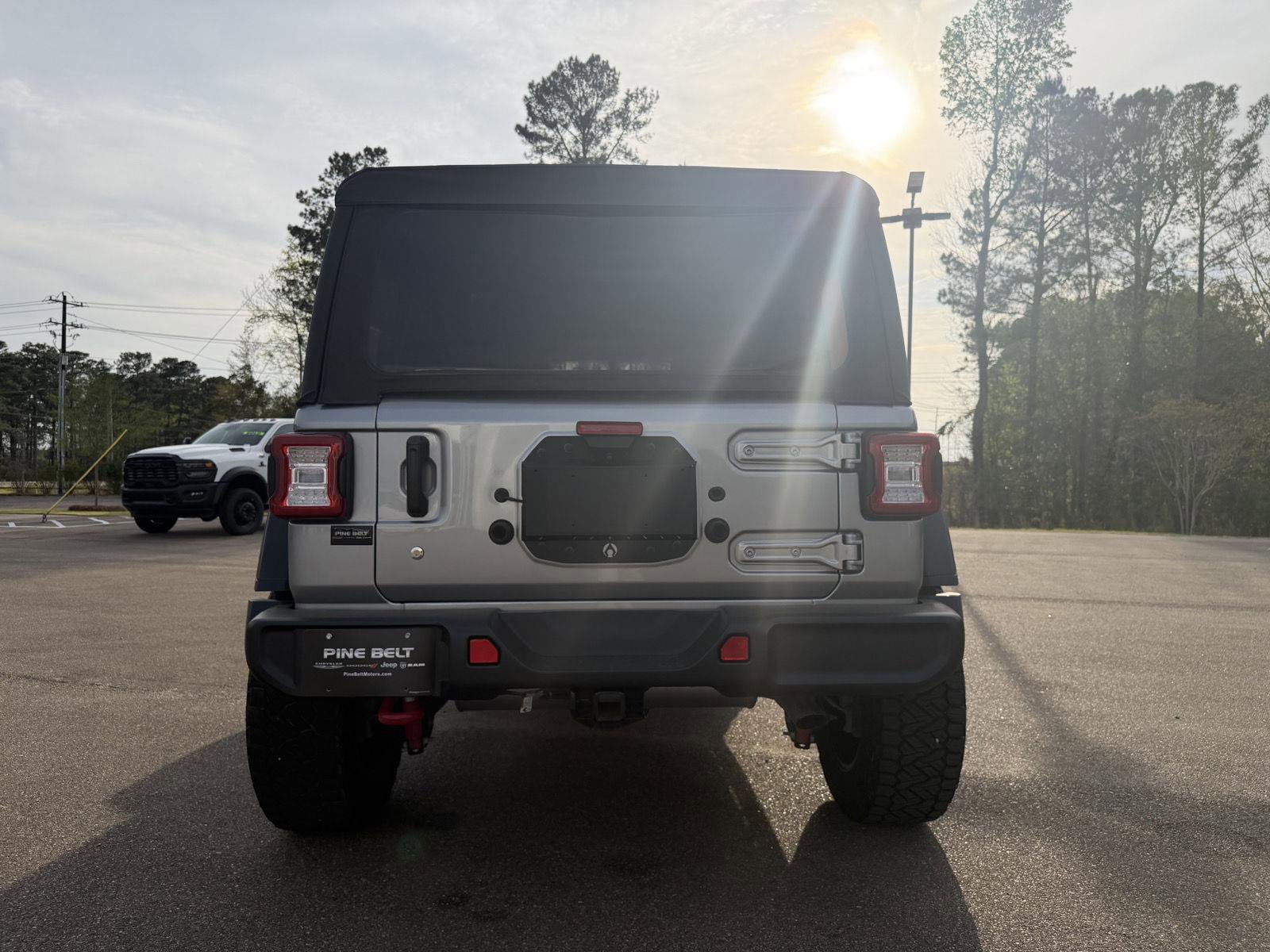Used 2019 Jeep Wrangler Unlimited Rubicon image 4