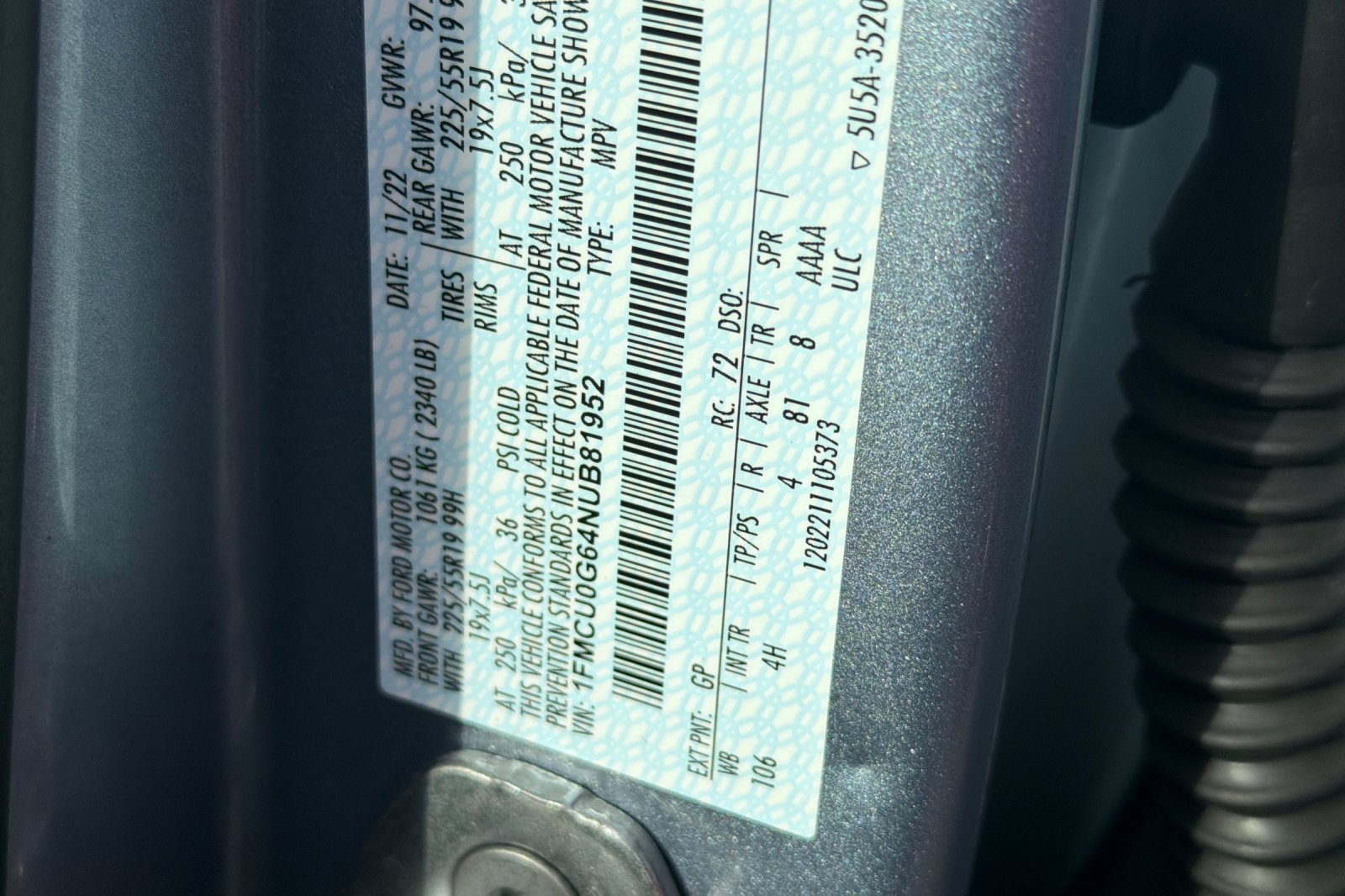Used 2022 Ford Escape SE w/ SE Sport Appearance Package FWD image 35