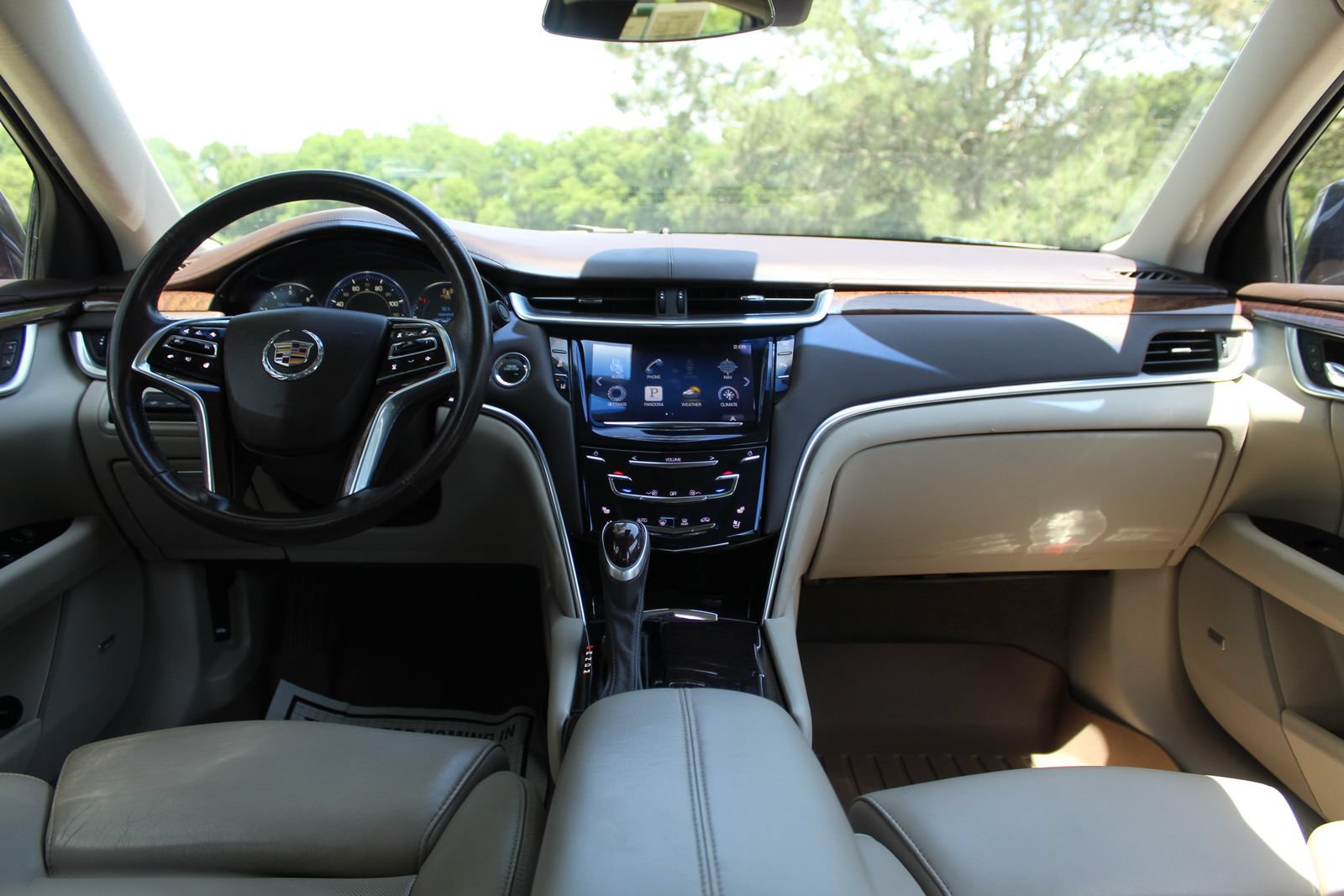 Used 2014 Cadillac XTS Premium AWD/4WD image 10