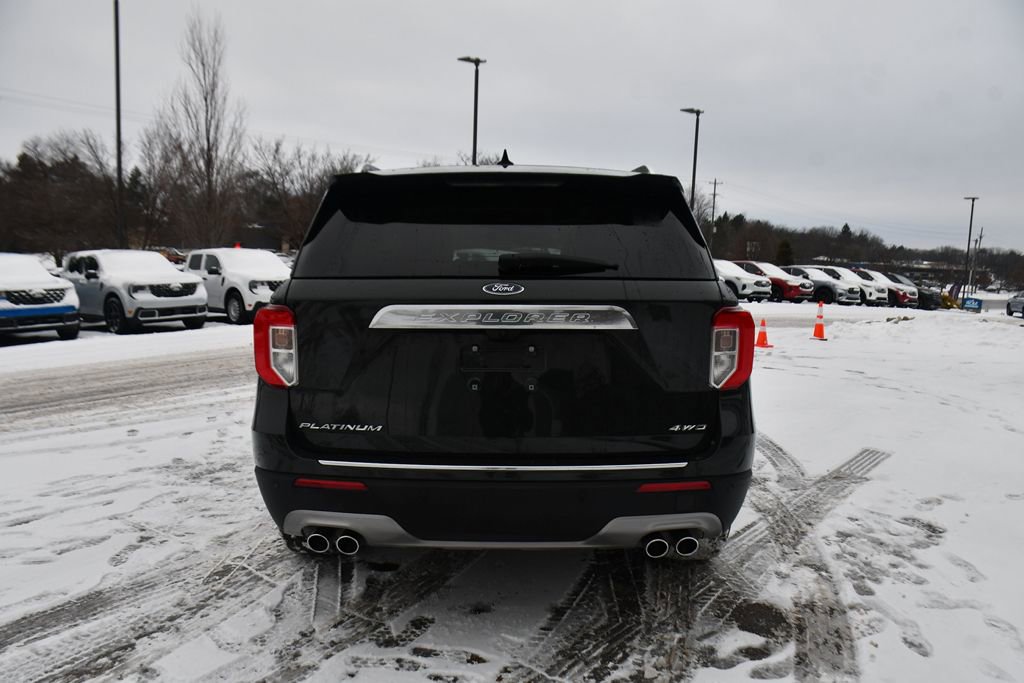 Used 2023 Ford Explorer Platinum w/ Technology Package image 5