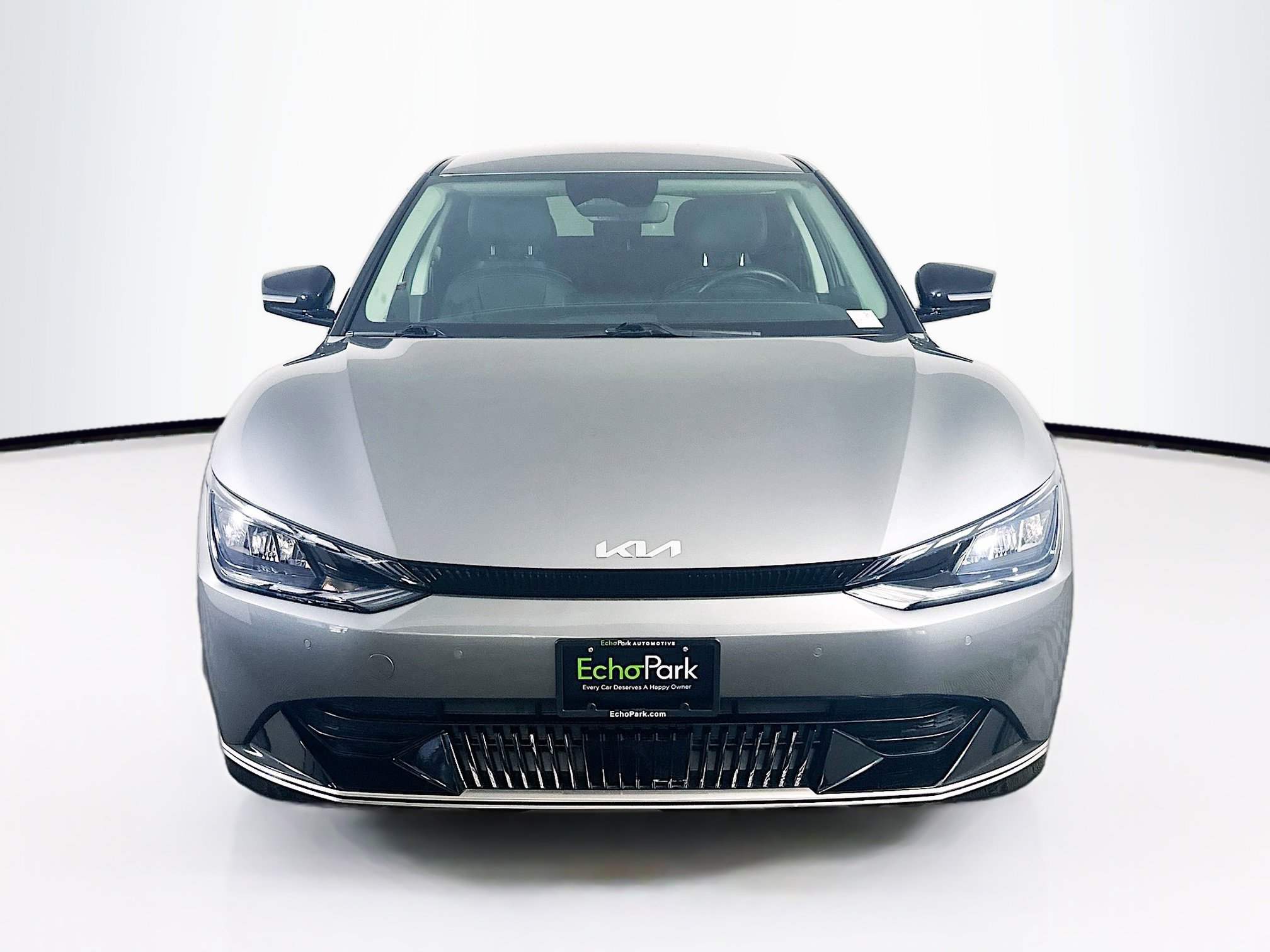 Used 2024 Kia EV6 Wind image 2