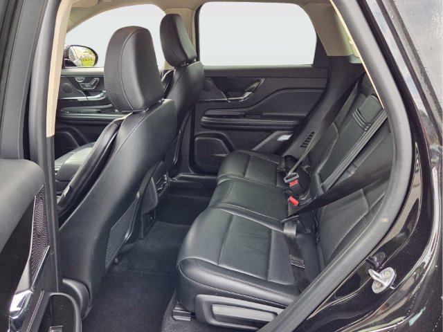 Used 2024 Lincoln Corsair Reserve FWD image 5