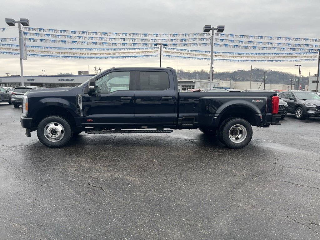 Used 2023 Ford F350 XL image 4