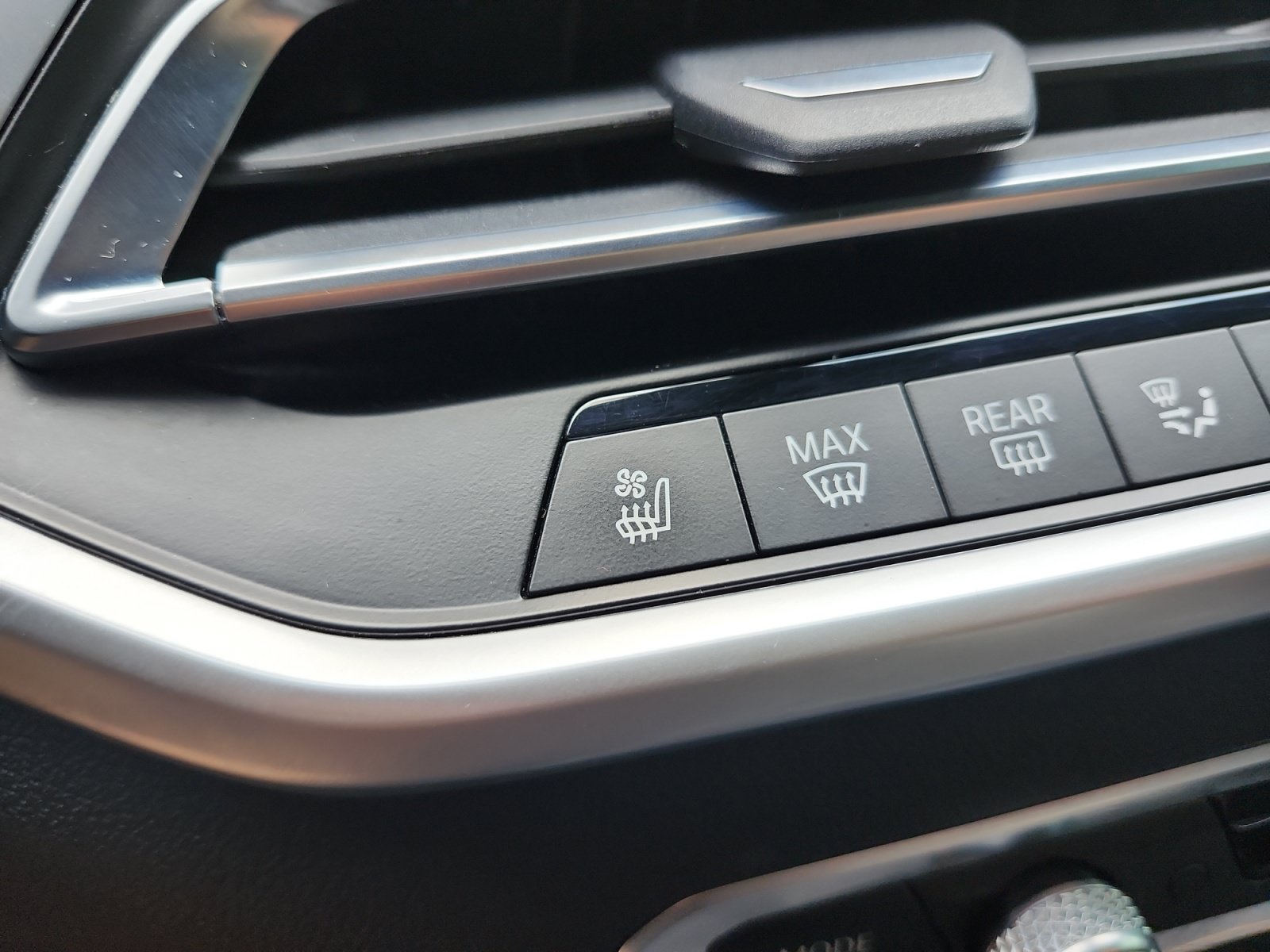 Used 2021 BMW X5 sDrive40i w/ M Sport Package RWD image 20