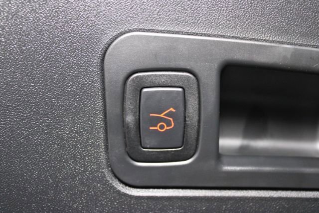 Used 2017 Tesla Model S 100D image 22