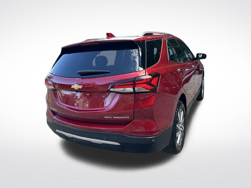 Used 2024 Chevrolet Equinox Premier w/ LPO, Floor Liner Package AWD/4WD image 5