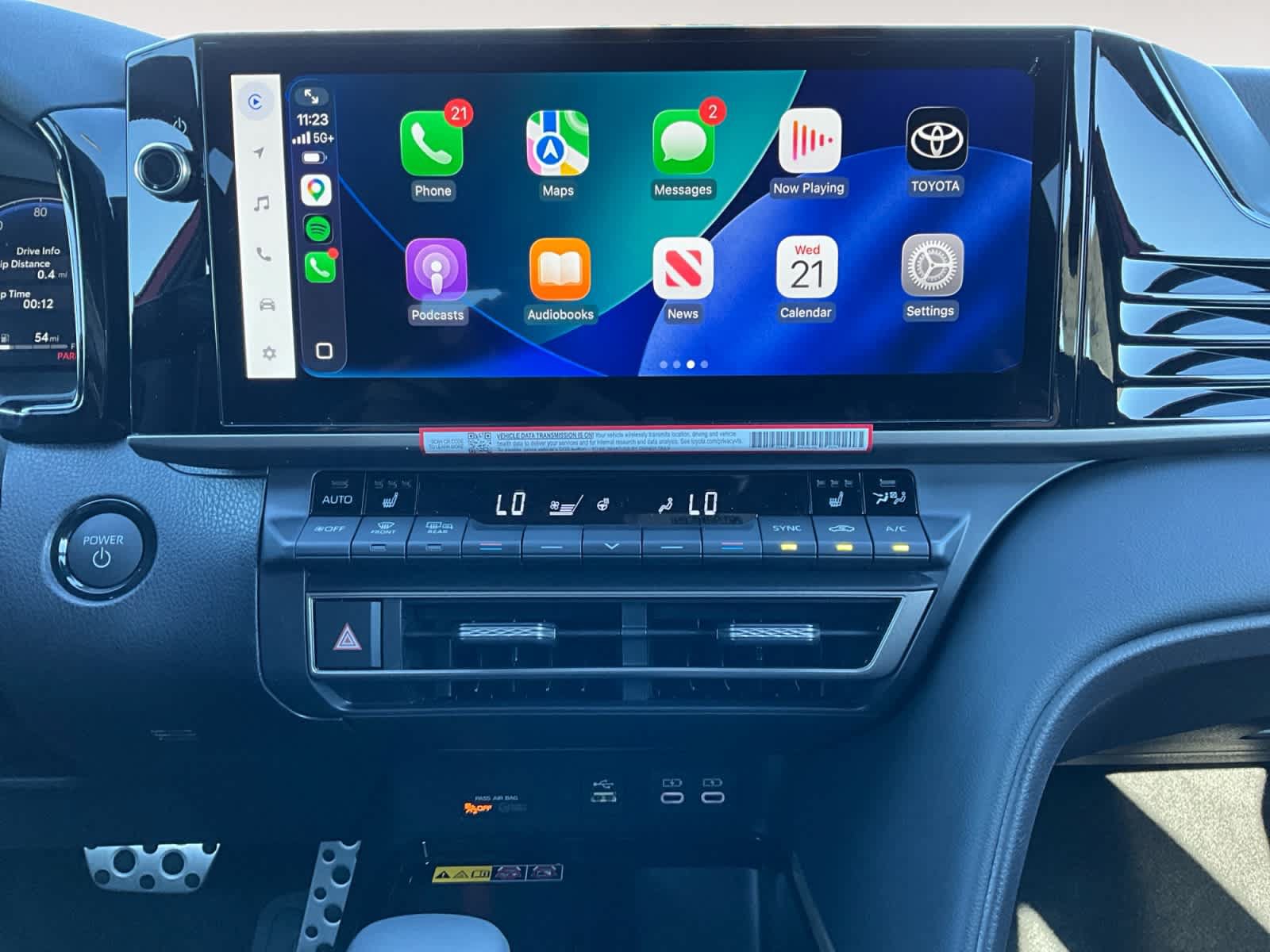New 2027 Toyota Camry XSE FWD image 11