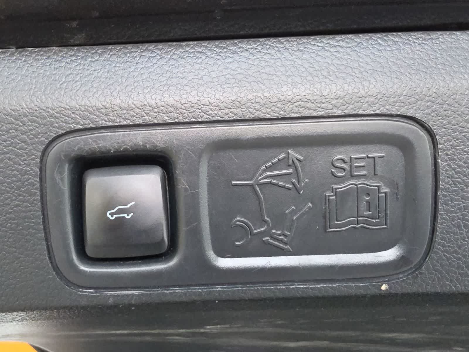 Used 2023 Ford Expedition Max Limited AWD/4WD image 41