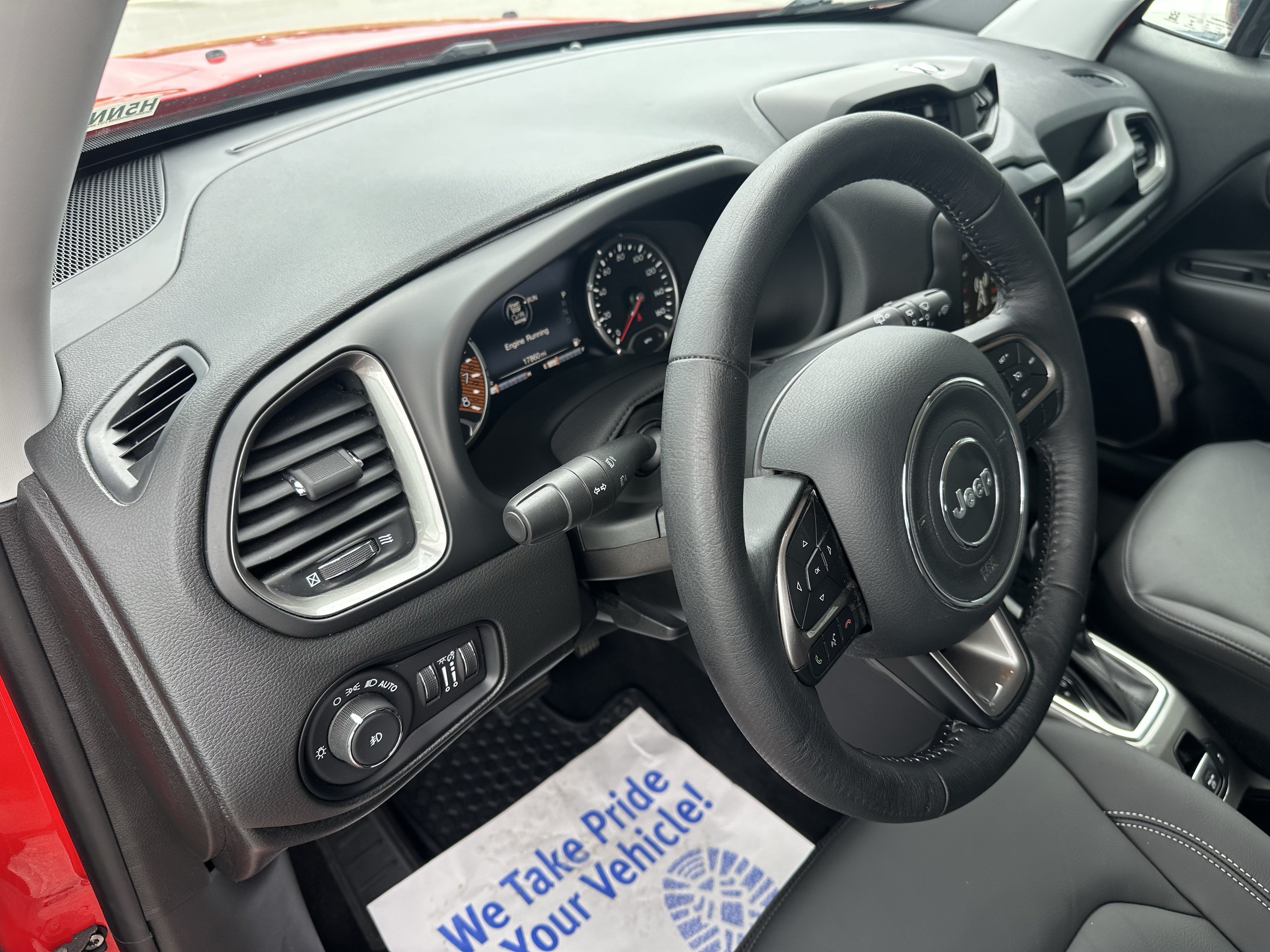Used 2022 Jeep Renegade Limited AWD/4WD image 10