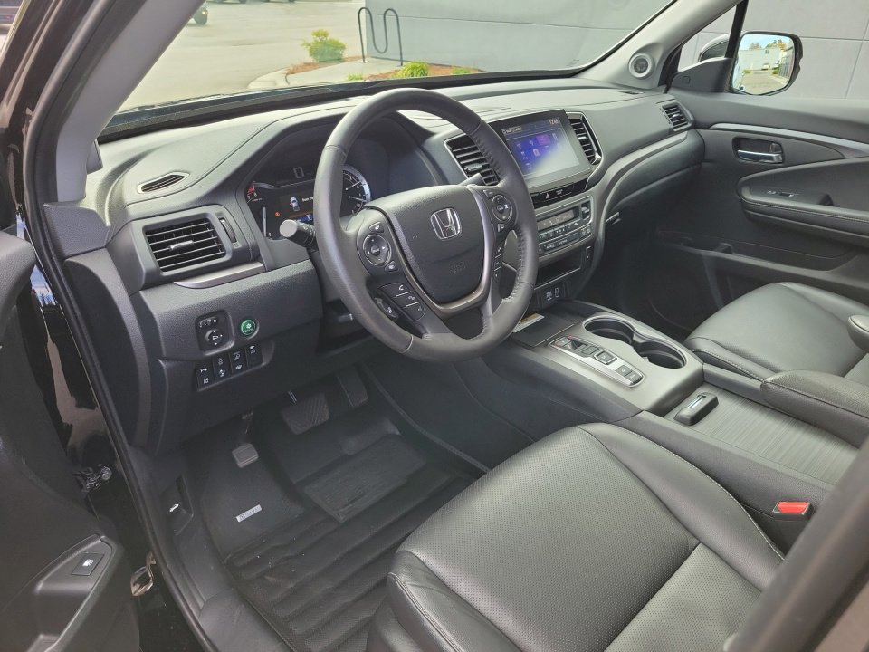 Used 2023 Honda Ridgeline RTL-E image 34