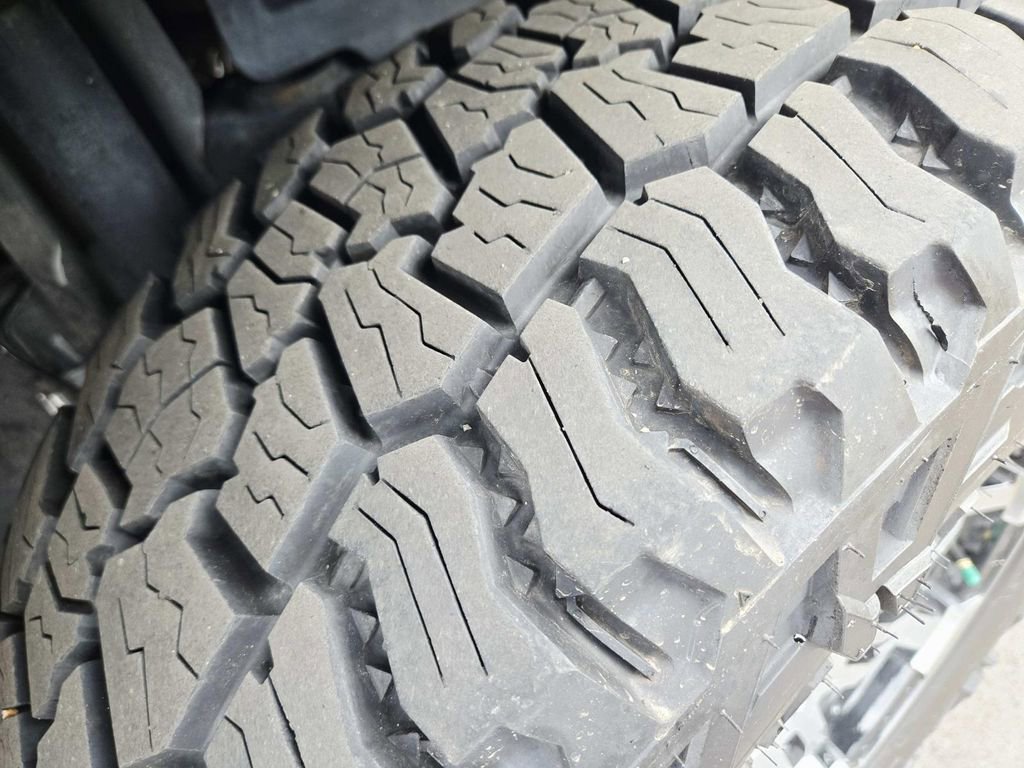 Used 2017 Jeep Wrangler Unlimited Sahara w/ Max Tow Package image 20