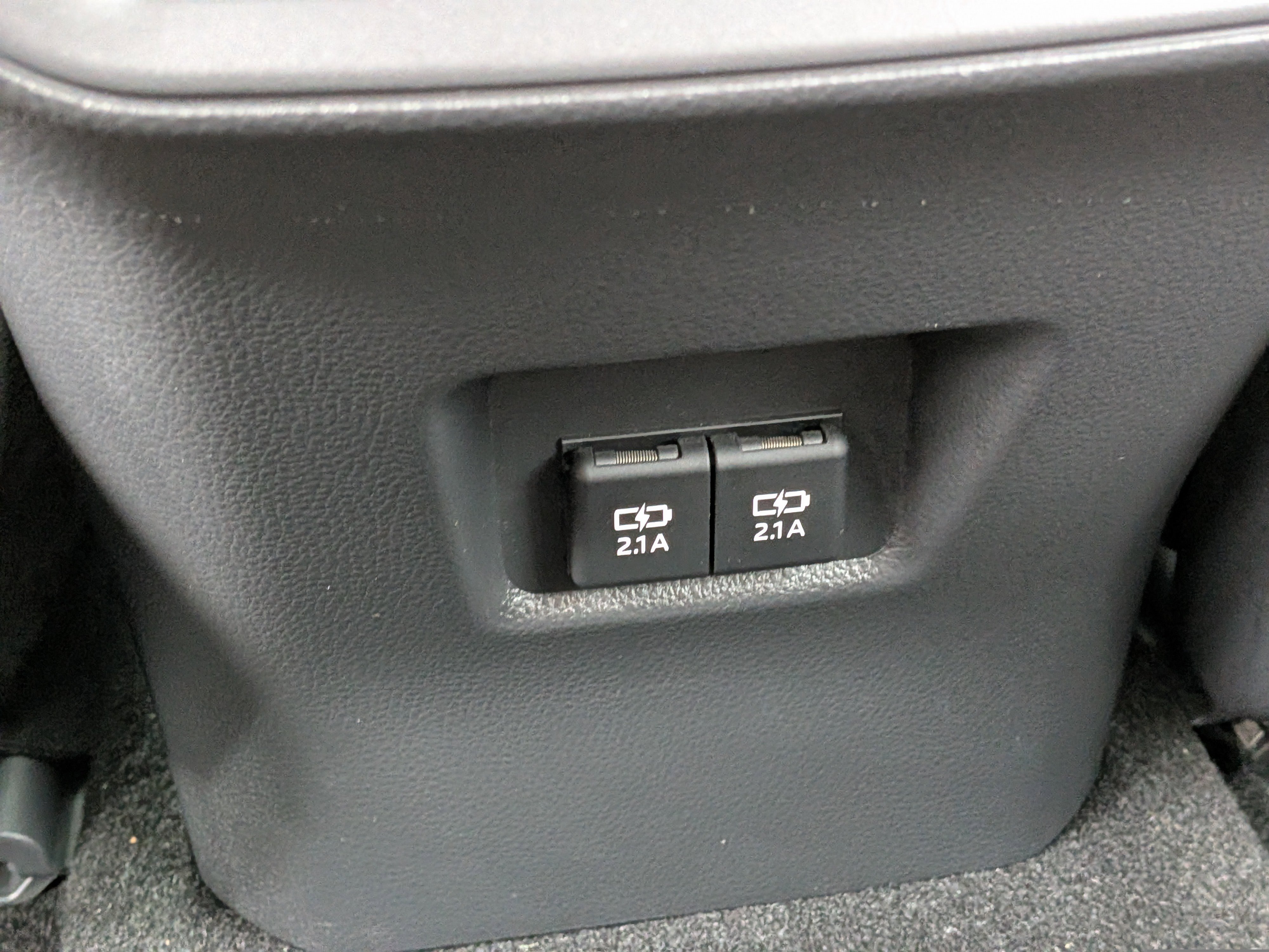 Used 2019 Toyota RAV4 XLE w/ Convenience Package image 16