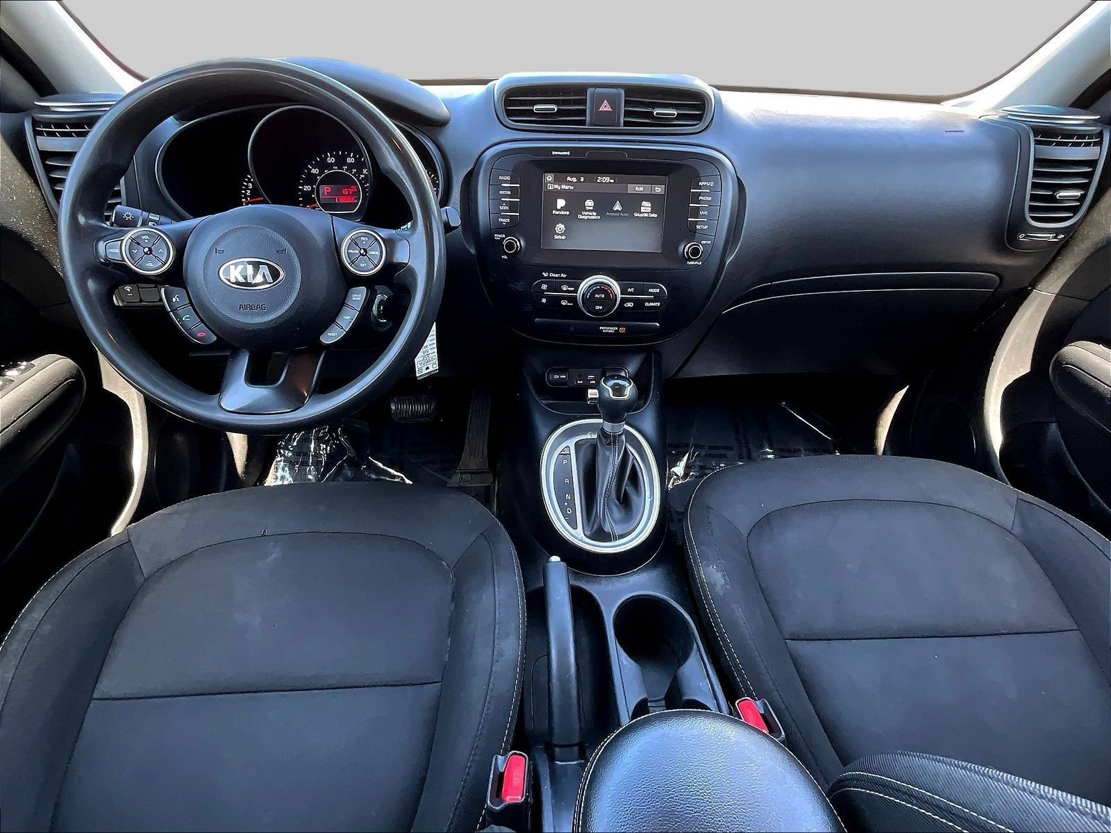 Used 2018 Kia Soul + FWD image 10