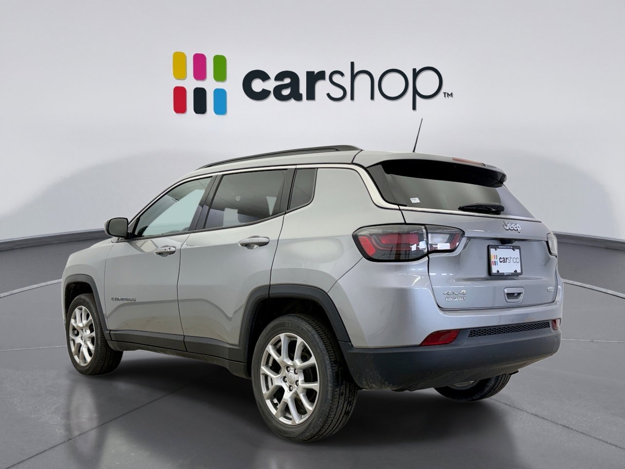 Used 2022 Jeep Compass Latitude w/ Sun and Sound Group image 3