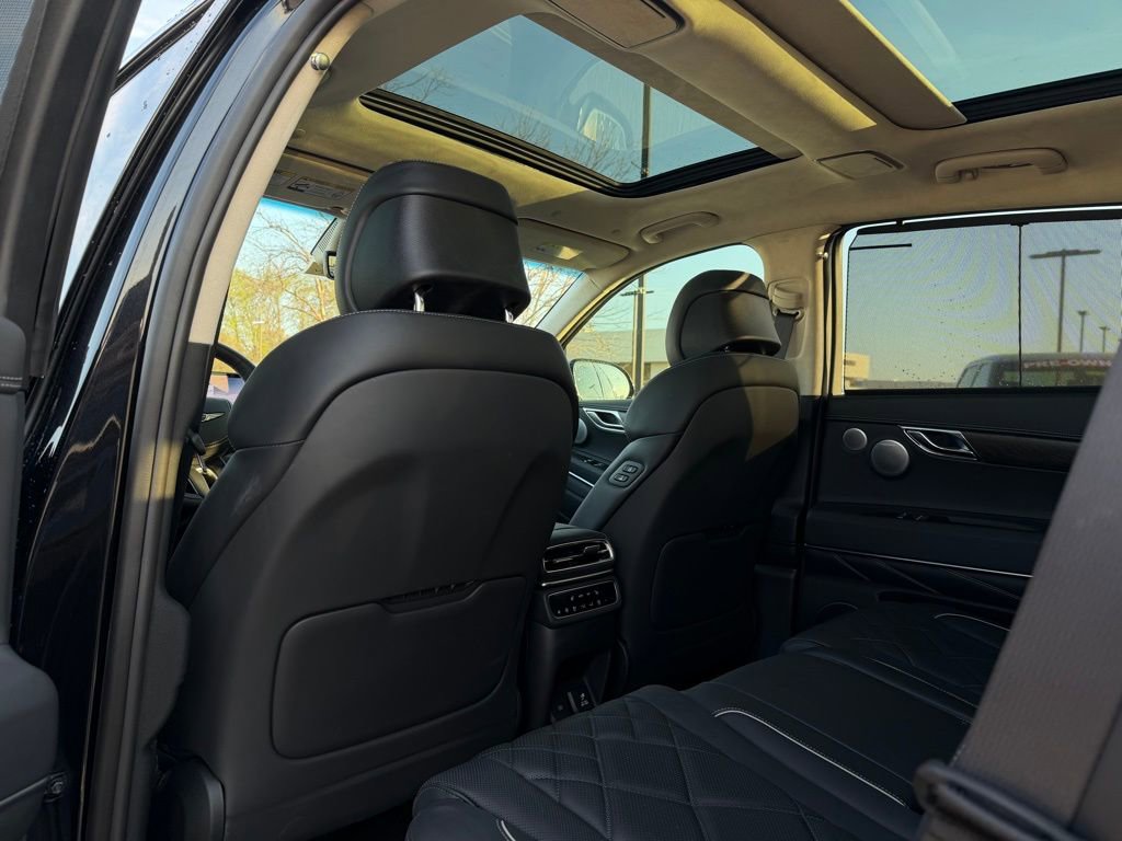 Used 2025 Genesis GV80 3.5T Prestige image 27